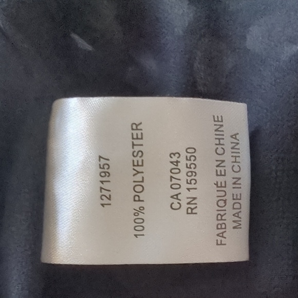 NWT Cupcakes  and Cashmere Capped Sleeve top XS - Picture 8 of 9